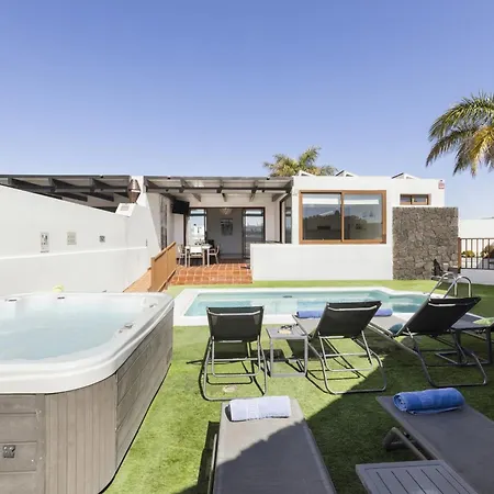 Sea Breeze Callao By Escape *